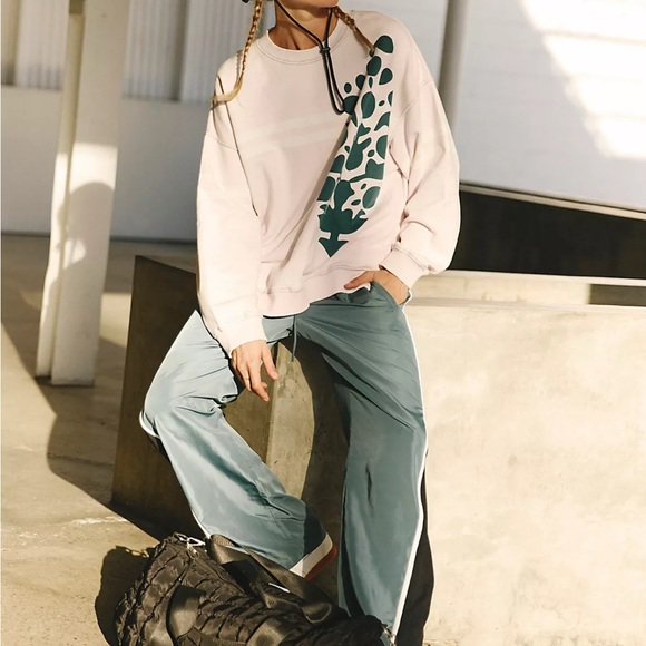 FP Movement All Star Buti Logo Pullover - Picture 4 of 4